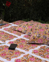 Timeless Floral Organic Cotton Bedsheet Set